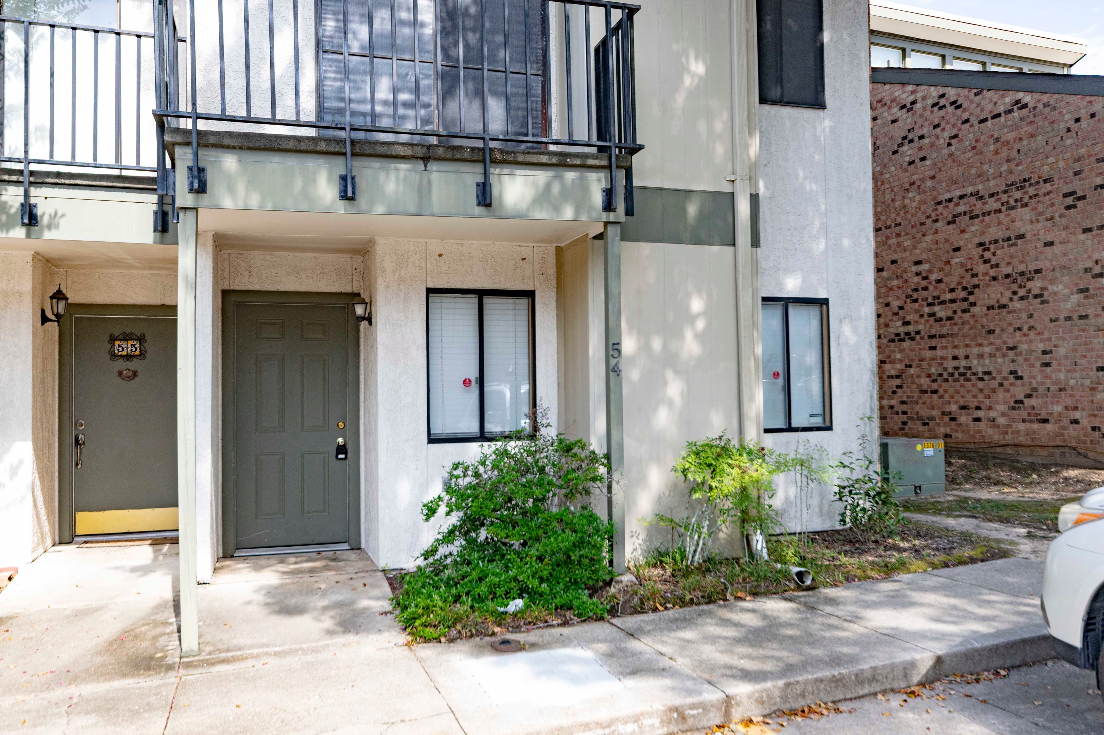 3500 E Simcoe St